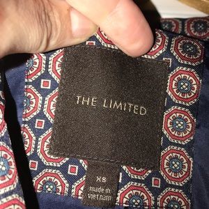 The Limited Jackets & Coats - Blazer Limited gorgeous with diamond buttons! The Limited Jackets & Coats - Blazer Limited gorgeous with diamond buttons!